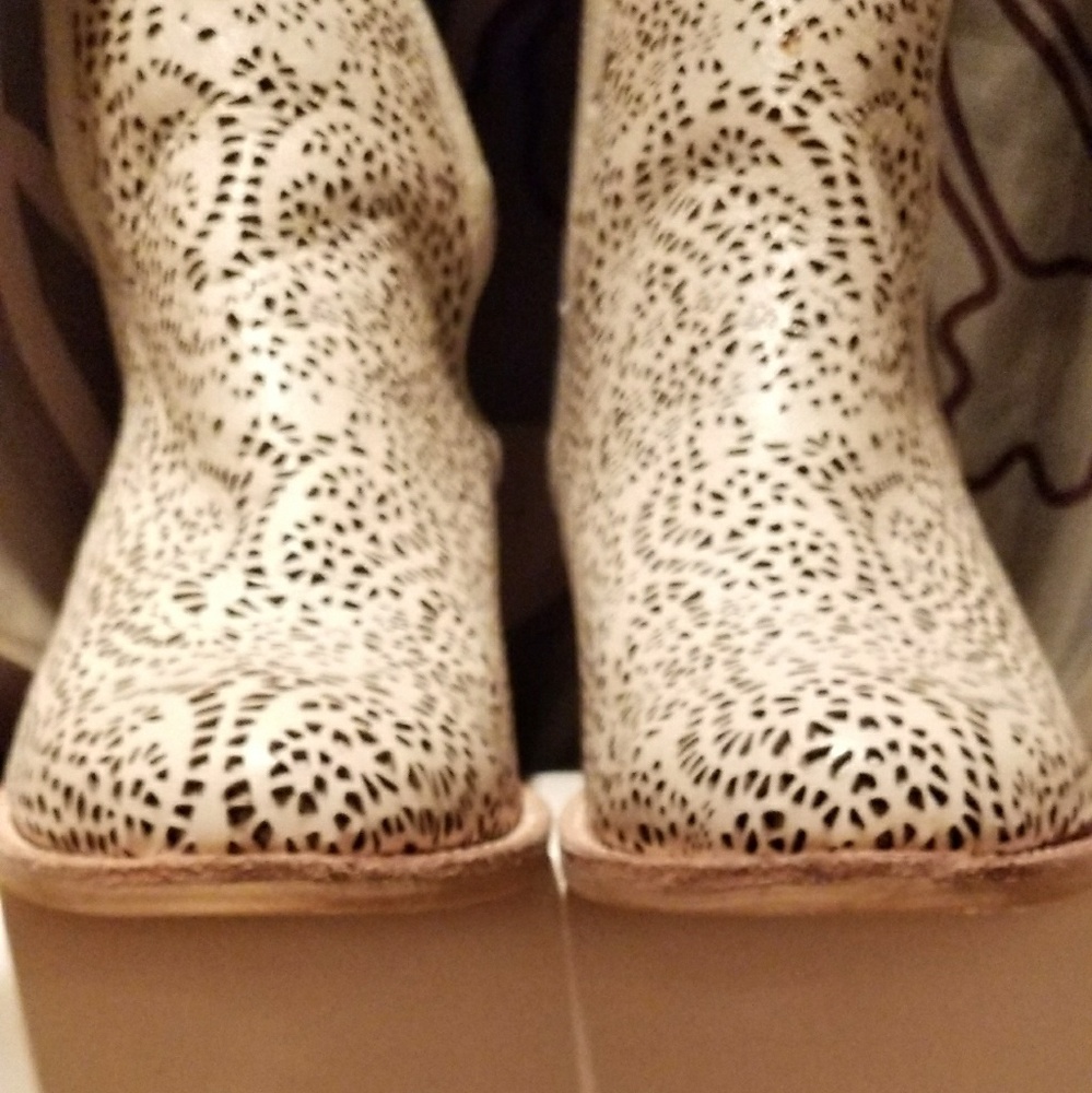 Jeffrey Campbell Ankle Booties size 6.5